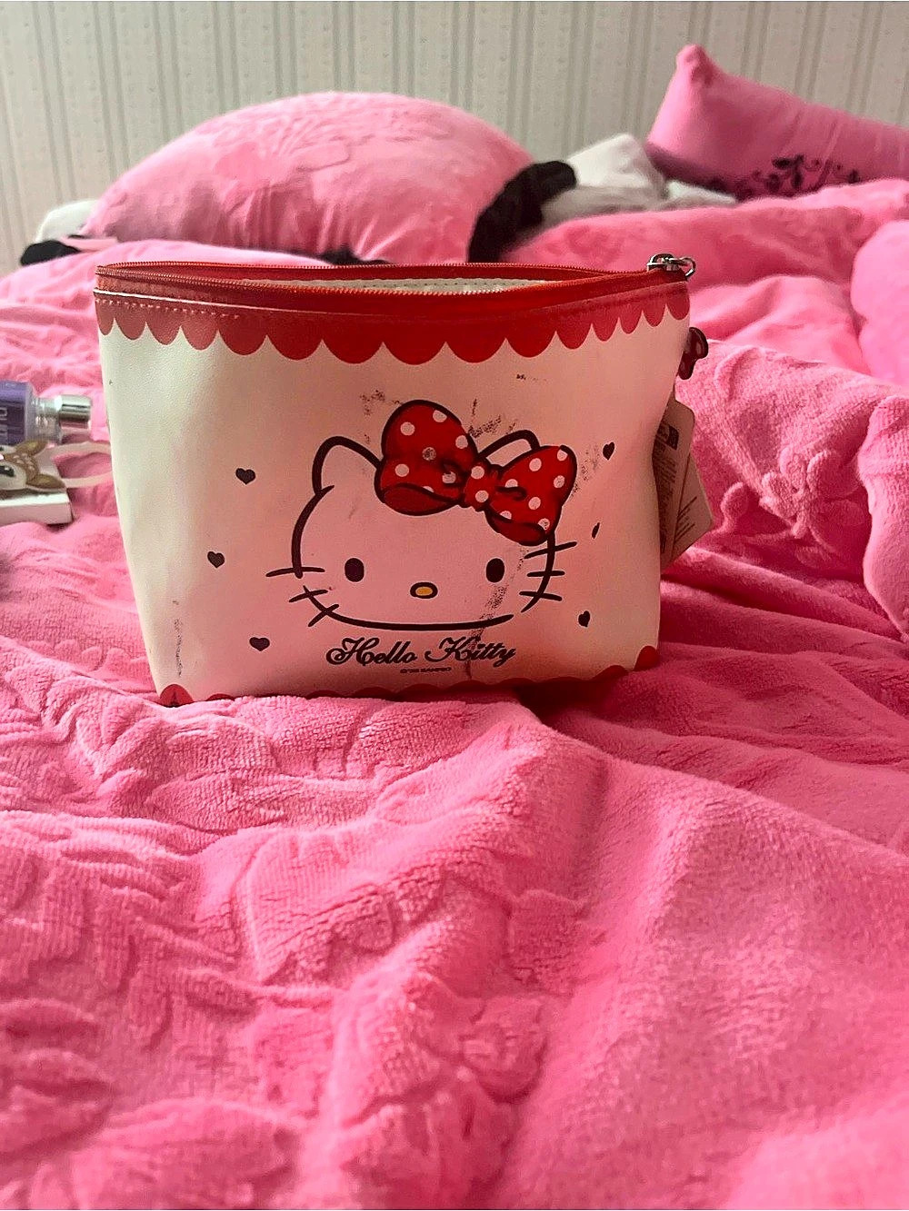 Sanrio Hello Kitty Face Cosmetic Bag with Red Bow Pink & Red